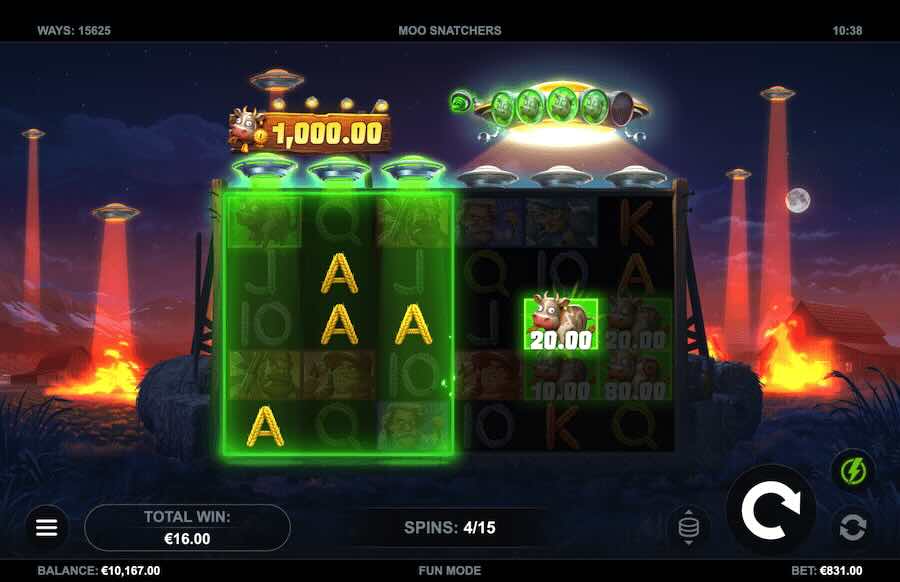 Moo Snatchers Slot Free Spins Feature