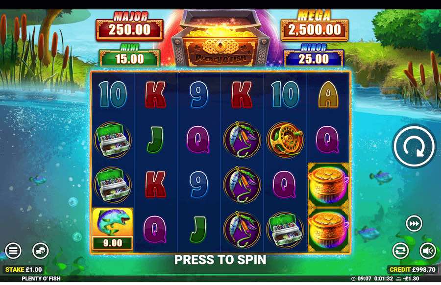 Plenty O' Fish Slot Base Game