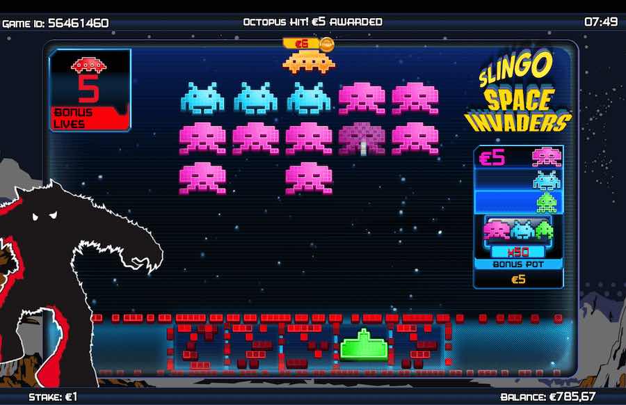 Slinog Space Invaders Bonus Feature